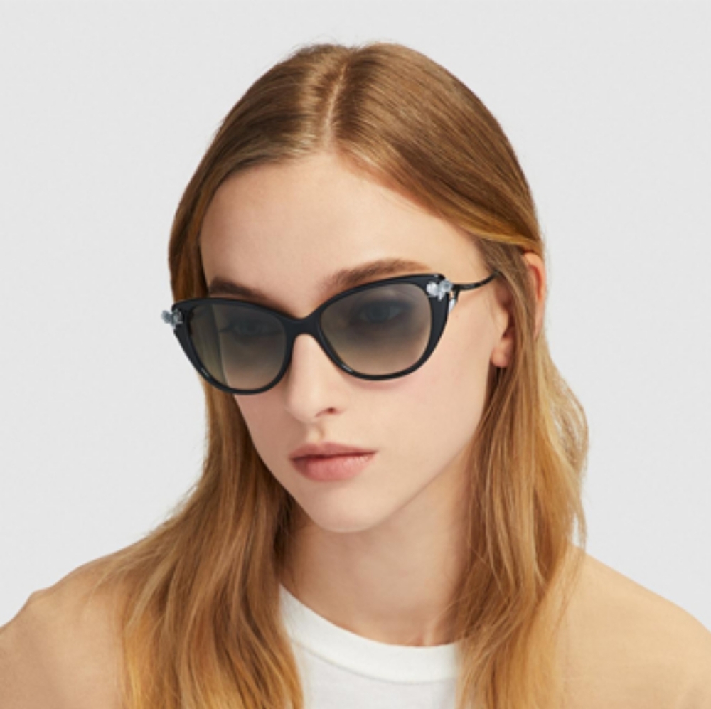 Coach Tea Rose sunglasses